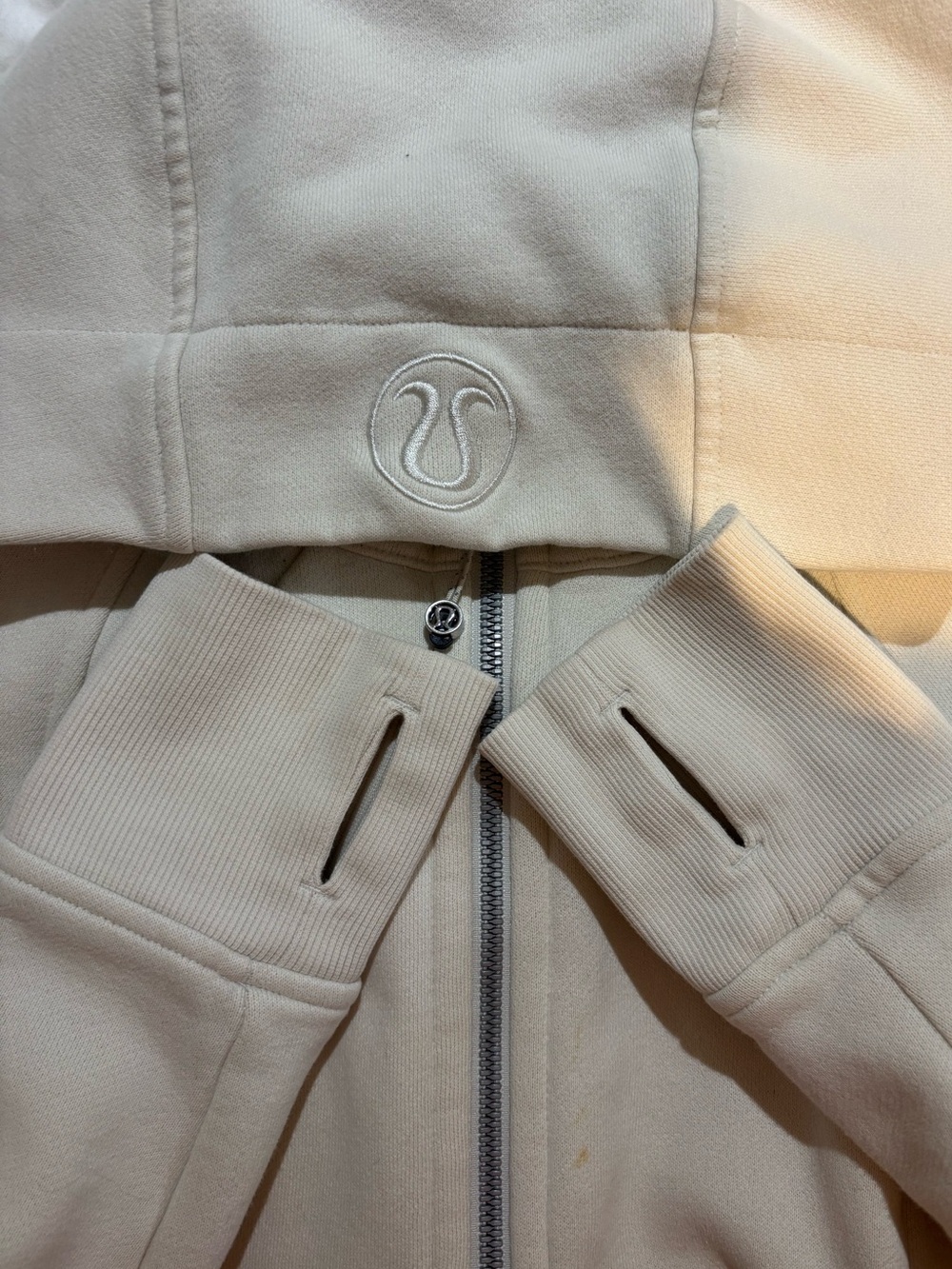 Lululemon hoodie cropped full zip - Picture 3 of 4